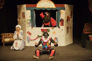 Recensione dello spettacolo “Arlecchin​o e Colombina nel teatro dei burattori” su SaltInAria